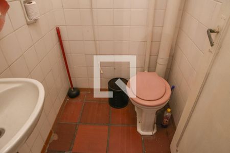 Casa para alugar com 220m², 3 quartos e 2 vagas Casa para alugar com 220m², 3 quartos e 2 vagasBanheiro de serviço