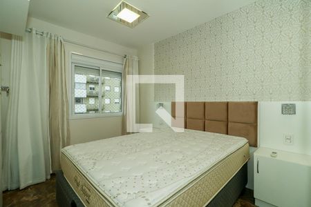 Quarto Suíte de apartamento para alugar com 1 quarto, 70m² em Jardim Carvalho, Porto Alegre
