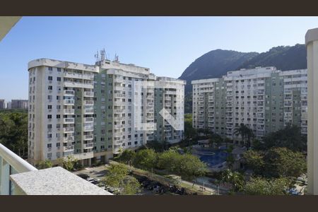 Vista Varanda - Sala de apartamento para alugar com 2 quartos, 68m² em Camorim, Rio de Janeiro