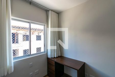 Apartamento para alugar com 2 quartos, 56m² em João Pinheiro, Belo Horizonte