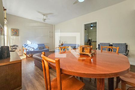 Sala de apartamento para alugar com 2 quartos, 72m² em Jardim Tres Marias, Guarujá