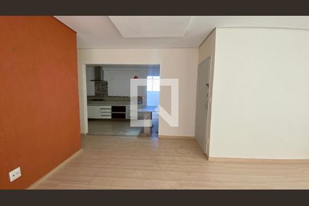 Sala de apartamento para alugar com 3 quartos, 83m² em Alto Barroca, Belo Horizonte