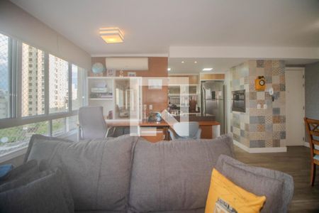 Sala de apartamento para alugar com 2 quartos, 70m² em Passo da Areia, Porto Alegre