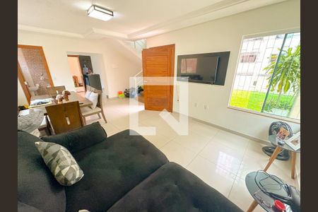 Sala de TV de casa para alugar com 3 quartos, 130m² em Ingleses do Rio Vermelho, Florianópolis