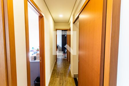Corredor de apartamento à venda com 4 quartos, 126m² em Colégio Batista, Belo Horizonte