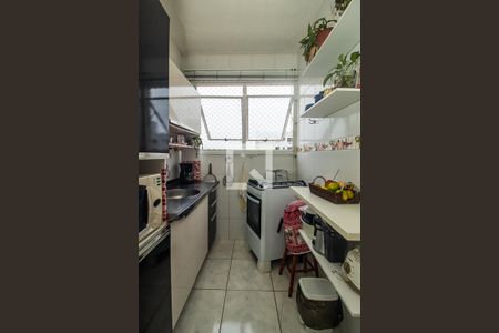 Cozinha de apartamento à venda com 2 quartos, 56m² em Santana, Porto Alegre