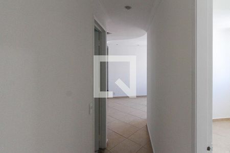 Corredor de apartamento para alugar com 2 quartos, 49m² em Vila Ema, São Paulo