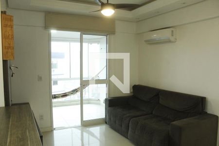 Sala de apartamento para alugar com 3 quartos, 93m² em Jansen, Gravataí