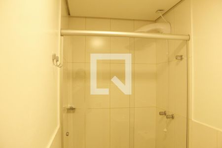 Banheiro da Suíte de apartamento para alugar com 3 quartos, 93m² em Jansen, Gravataí