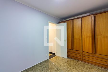 Quarto 1 de apartamento para alugar com 2 quartos, 50m² em Quitaúna, Osasco