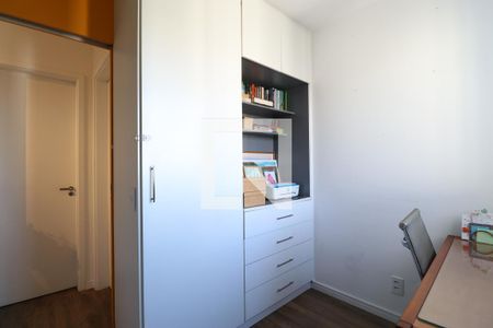 Quarto 1 de apartamento para alugar com 2 quartos, 60m² em Vila Anastácio, São Paulo