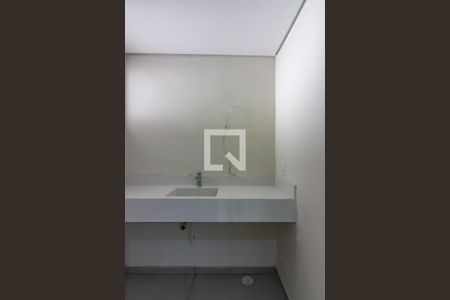 Lavabo de casa para alugar com 3 quartos, 188m² em Metalúrgicos, Osasco