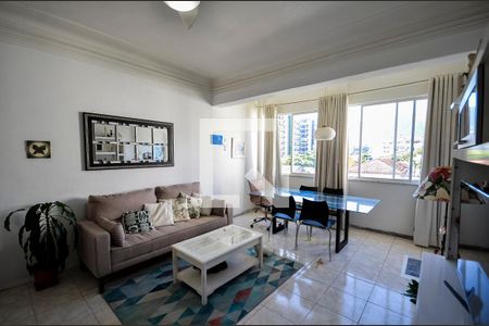 Sala de apartamento à venda com 2 quartos, 80m² em Grajaú, Rio de Janeiro