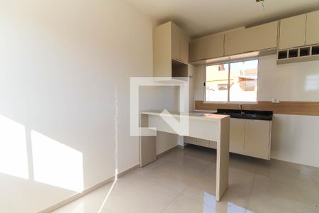 Sala/Cozinha de apartamento para alugar com 2 quartos, 40m² em Vila Canero, São Paulo