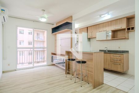 Sala de apartamento para alugar com 3 quartos, 68m² em Tristeza, Porto Alegre