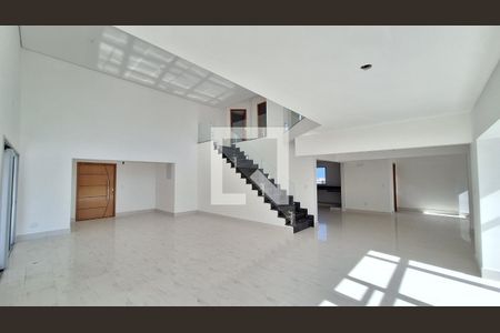 Sala de apartamento para alugar com 4 quartos, 620m² em Tupi, Praia Grande