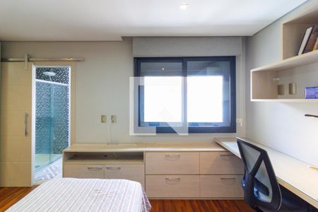 Suíte 1 de casa para alugar com 3 quartos, 180m² em Campo Belo, São Paulo