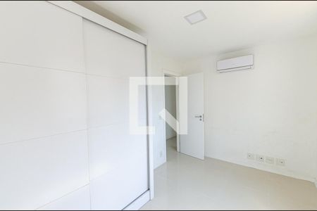 Quarto 1 de apartamento à venda com 3 quartos, 97m² em Santa Rosa, Niterói