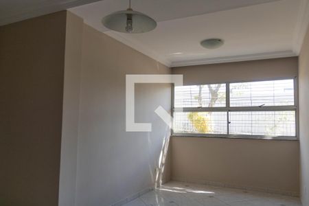 Sala de apartamento para alugar com 3 quartos, 76m² em Carlos Prates, Belo Horizonte