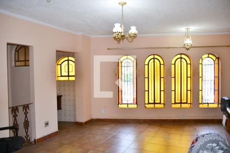 Casa à venda com 3 quartos, 506m² em Santa Maria, São Caetano do Sul