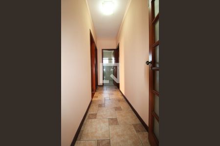 Corredor  de casa para alugar com 3 quartos, 177m² em Cidade Universitária, Campinas