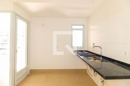 Sala e Cozinha de apartamento à venda com 1 quarto, 53m² em Vila Azevedo, São Paulo