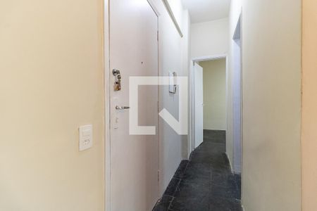 Corredor  de apartamento para alugar com 2 quartos, 56m² em Aclimação, São Paulo