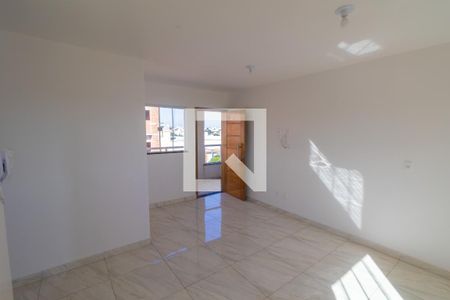 Sala/Cozinha de apartamento para alugar com 2 quartos, 45m² em Cidade Antônio Estevão de Carvalho, São Paulo