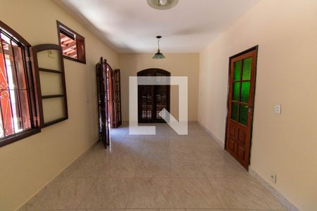 Sala de casa para alugar com 2 quartos, 140m² em Cubango, Niterói