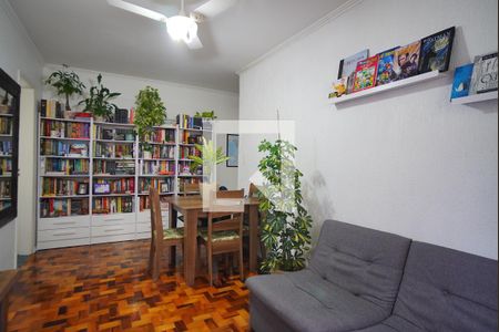 Sala de apartamento para alugar com 1 quarto, 42m² em Passo da Areia, Porto Alegre