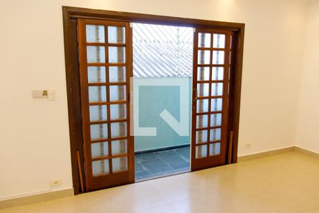 sala de casa à venda com 2 quartos, 218m² em Cipava, Osasco