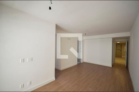 Sala de apartamento à venda com 3 quartos, 95m² em Praça da Bandeira, Rio de Janeiro