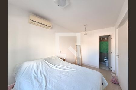 Suíte 1 de apartamento à venda com 2 quartos, 90m² em Botafogo, Rio de Janeiro