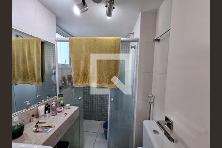 Apartamento à venda com 93m², 2 quartos e 1 vaga Apartamento à venda com 93m², 2 quartos e 1 vagaBanheiro da suíte 2