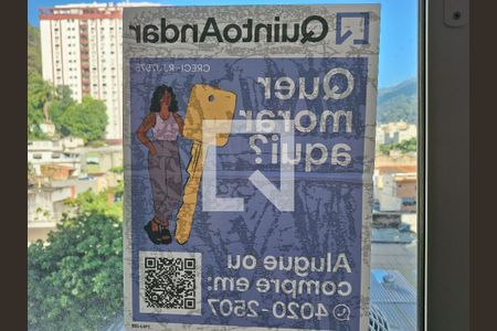 Apartamento à venda com 93m², 2 quartos e 1 vaga Apartamento à venda com 93m², 2 quartos e 1 vagaPlaca