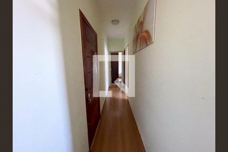 Corredor de apartamento para alugar com 2 quartos, 55m² em Eldorado, Contagem