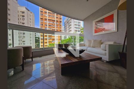 Apartamento à venda com 4 quartos, 180m² em Icaraí, Niterói