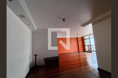 Apartamento à venda com 4 quartos, 185m² em Icaraí, Niterói