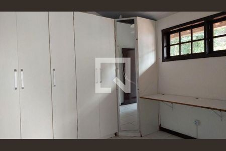 Casa à venda com 4 quartos, 190m² em Pendotiba, Niterói