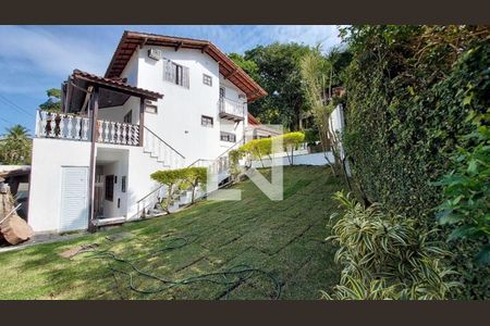 Casa à venda com 4 quartos, 190m² em Pendotiba, Niterói