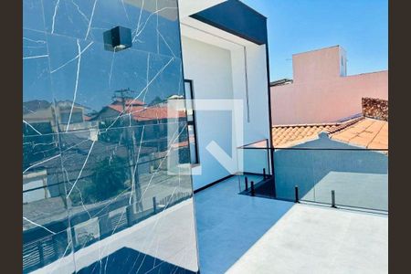 Casa à venda com 5 quartos, 245m² em Camboinhas, Niterói