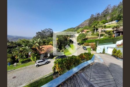 Casa à venda com 4 quartos, 600m² em Piratininga, Niterói