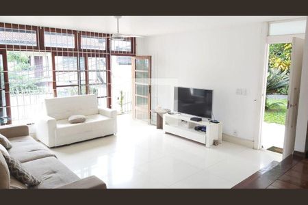 Casa à venda com 5 quartos, 283m² em Icaraí, Niterói