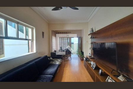 Casa à venda com 3 quartos, 280m² em Santa Rosa, Niterói