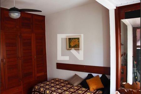 Casa à venda com 3 quartos, 218m² em Icaraí, Niterói