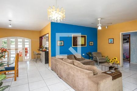 Casa para alugar com 3 quartos, 233m² em Santa Teresa, São Leopoldo