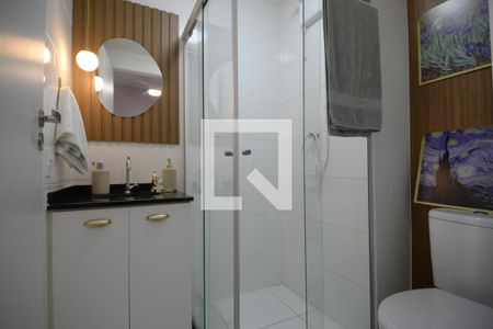 Banheiro de kitnet/studio para alugar com 1 quarto, 28m² em Vila Dom Pedro I, São Paulo
