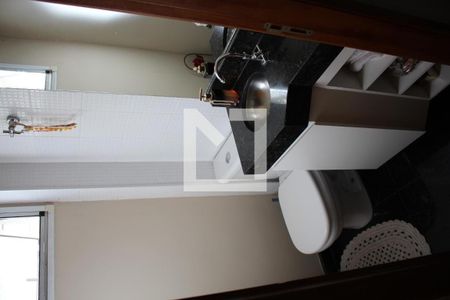 Banheiro 1 de casa de condomínio à venda com 4 quartos, 185m² em Centro, Contagem