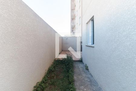 Corredor de apartamento para alugar com 2 quartos, 60m² em Vila Mogilar, Mogi das Cruzes