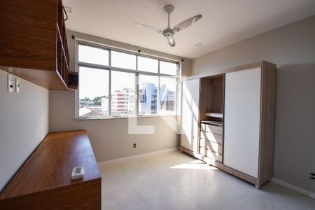 Quarto 2 de apartamento para alugar com 2 quartos, 70m² em Cascadura, Rio de Janeiro